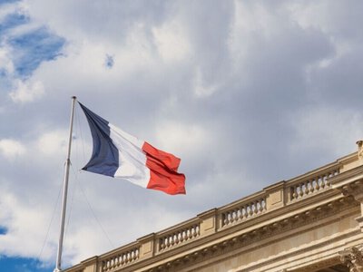 Le Monde підрахувало, скільки Франція витрачає на підтримку України