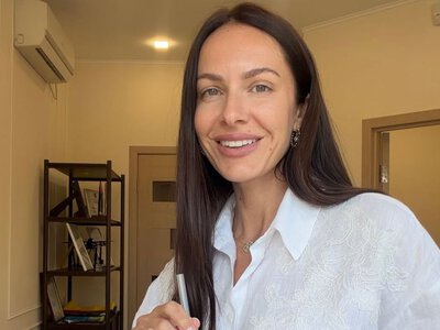На тлі чуток про Холостяк: ексдружину Остапчука помітили в компанії відомого режисера