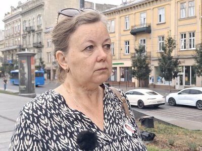 Омбудсмен взяв на розгляд справу матері Степана Чубенка після її звільнення зі школи імені сина