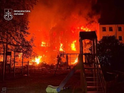 Будинки, школа та магазини: наслідки нічної атаки на Київ