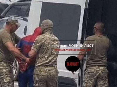 У Волинському ТЦК кажуть, що не мобілізували Людину-павука, а фото згенерував штучний інтелект