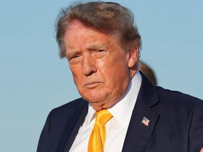 Дональд Трамп відмовився від свого фірмового кольору волосся