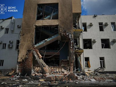 Прямий удар під час прямого ефіру: російський «шахед» влучив у будівлю телеканалу «Ми — Україна» в Києві