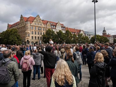 Іноземні резиденти Німеччини занепокоєні після успіху AfD у Саксонії-Ангальт