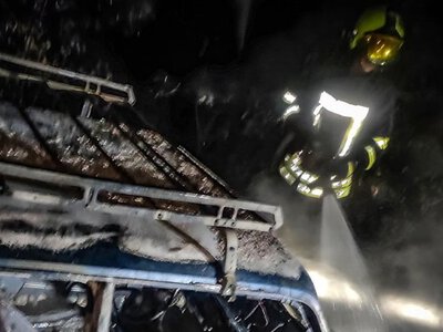 Легковик горів серед вечора в Ужгороді — PMG.ua