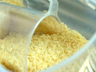 Скільки насправді можна зберігати відкритий рис