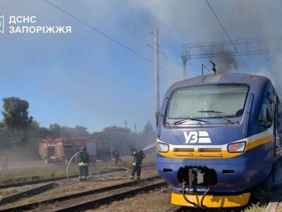 Росіяни вдарили по пасажирському потягу Дніпро — Запоріжжя: є загибла