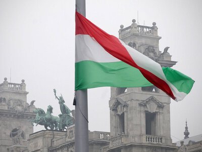 Угорщина висилає 10 російських дипломатів