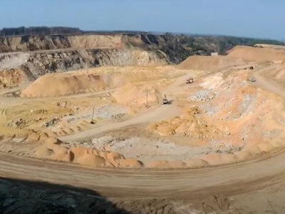 ФДМУ виставив на продаж кар’єр, який раніше належав Дерипасці