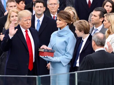 Трампів «розлучили» через його помічницю: що відомо насправді