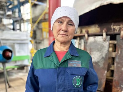 Марина Голобородько — єдина жінка серед нагрівальників металу на КВБЗ