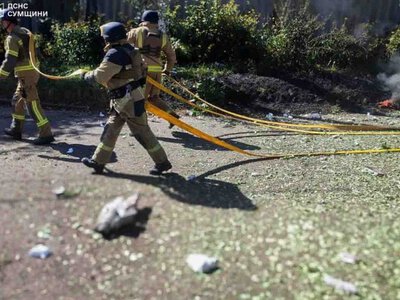 Росіяни вдарили по центру Сум, є поранений