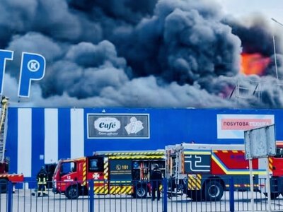 «Рятувати, мабуть, нічого»: подробиці російського удару по Епіцентру в Прилуках
