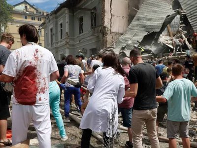 Російські терористи знищують лікарні в Україні