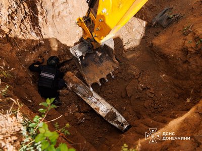 У Краматорську біля дев’ятиповерхівки знайшли нерозірвану російську авіабомбу