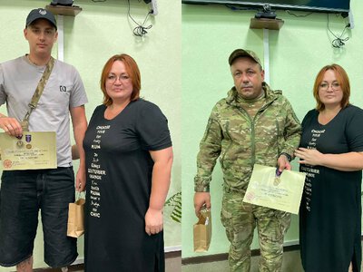 Двоє захисників із Чорнобаївської громади отримали відзнаки “За поранення”