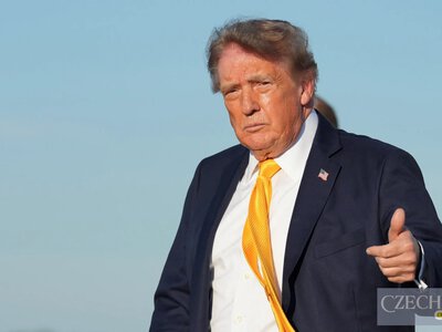 Дональд Трамп змінив колір волосся: з’явились тисячі коментаріїв та думок