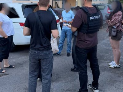 Ділки з Одеси вербували жінок для шлюбів з іноземцями