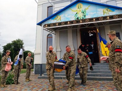 У Котельві попрощалися з полеглим на Донеччині воїном 119-ї ОБр ТрО Олександром Хоменком