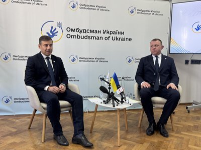 Три підозри військовим ТЦК, СЗЧ та проблеми ВПО: головне із зустрічі з омбудсманом на Закарпатті