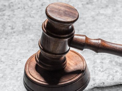  Зґвалтування неповнолітньої на Закарпатті: суд залишив у силі вирок засудженим 