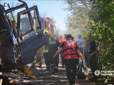 На Одещині зіткнулися два рейсові автобуси: є загиблі, багато постраждалих, серед них – п’ятеро дітей