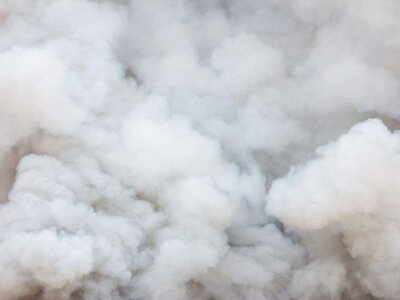 У Миколаєві прогриміла серія вибухів: росіяни вдарили балістикою