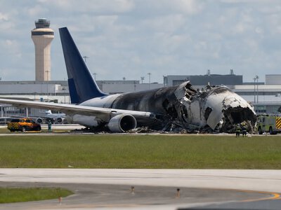 У США пілоти вантажного літака розглядали переривання посадки перед катастрофою в Маямі