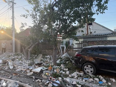З'явилися фото наслідків ворожого удару по Миколаєву
