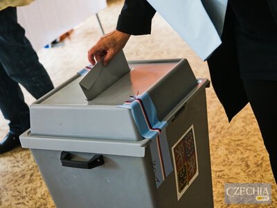 Яка партія виграла б вибори у Чехії, якби вони відбулись завтра: опитування NMS