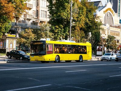Проїзд по 30 грн вдарив по пасажиропотоку: у КМДА заявили про падіння попиту на комунальний транспорт