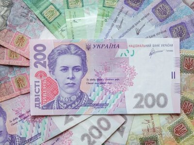 15 років стажу і мінімальна зарплата: яку пенсію призначать українцям 