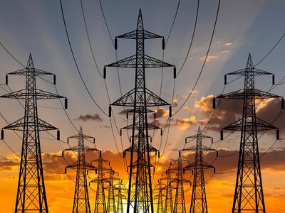 Ворог продовжує атаки: росіяни залишили без світла споживачів у п'яти регіонах