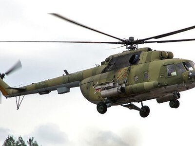 Українські оборонці знищили в Анапі палубний винищувач Су-33 та гелікоптер Мі-8 — Мадяр