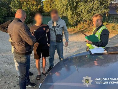Затримали чоловіка, який торгував боєприпасами