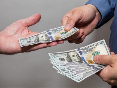 Уряд послабив валютні обмеження для частини українців: що змінилося?