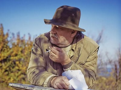 Біля могили Богдана Ступки несподівано зустріли його однокурсника