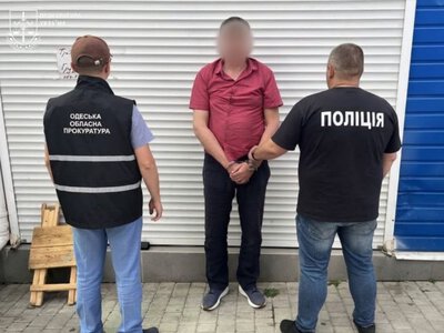 Обіцяв «захист» від перевірок за $1500: на Одещині затримали посадовця Держпродспоживслужби