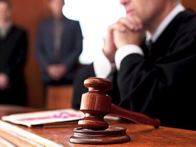 У парку «Жовтневий» у Чернівцях скасували незаконну реєстрацію недобудованого кафе