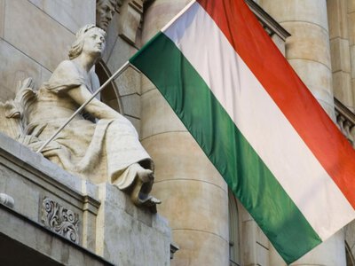  Сусідня Угорщина висилає з країни 10 російських дипломатів 