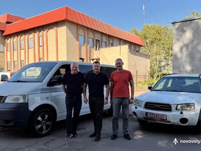 Литовські партнери передали Нововолинську два автомобілі