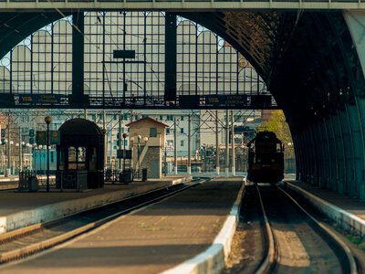 Понад 12 годин затримки: через атаки рф затримуються десятки потягів