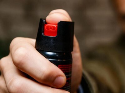 У Дніпрі біля гімназії стався конфлікт за участю ТЦК та поліції: застосували газ
