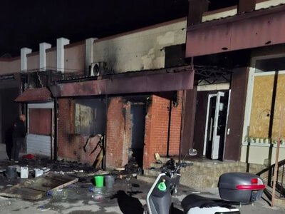 На центральному ринку окупованої Каховки сталася пожежа: окупанти традиційно звинуватили ЗСУ