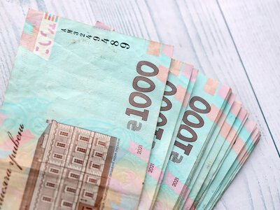 Допомога до 88 тисяч гривень на людину: хто може отримати кошти у вересні 2006 року