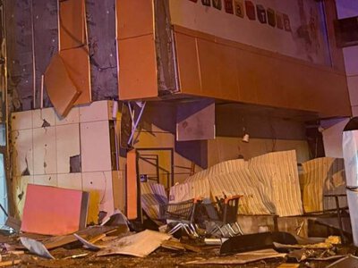 Російський Шахед вдарив по торговому центру в Сумах: кількість жертв і постраждалих зросла