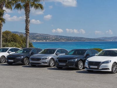 На Кіпрі Mercedes для головування в Раді ЄС передали керівництву поліції
