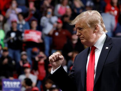 Якщо республіканці виграють: Трамп пообіцяв роздати американцям по $5000