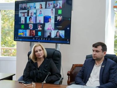 Факультет філології ХДУ очолить доцентка Юлія Юріна
