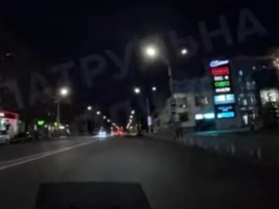 У Луцьку мотопатрульні зупинили водія, який ніколи не отримував посвідчення
